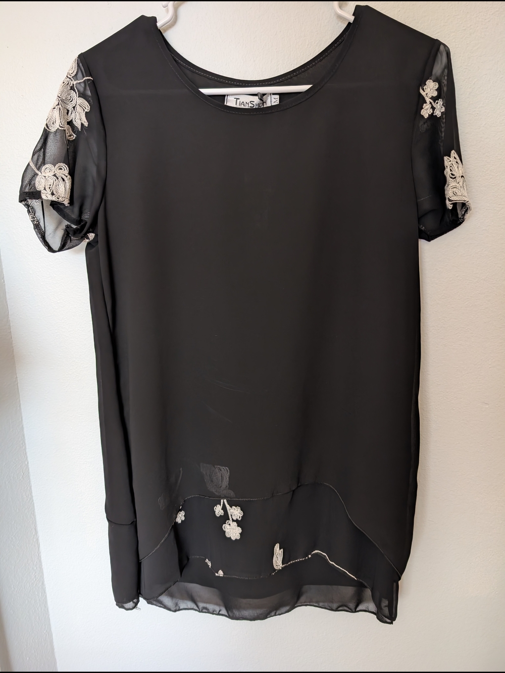 Tian Shun- Black Chiffon Tunic with White Floral Embroidery